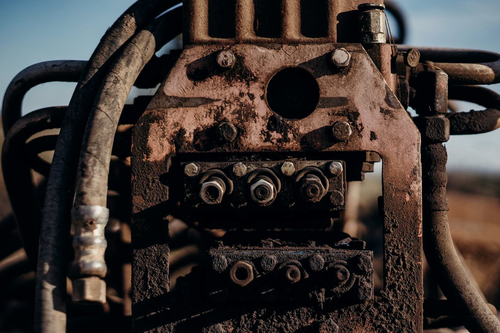 Iron at work above a mineral estate